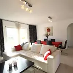 Precioso Sur Y Norte Cerca Playa Y Centro - Cascadas De La Marina Apartment *